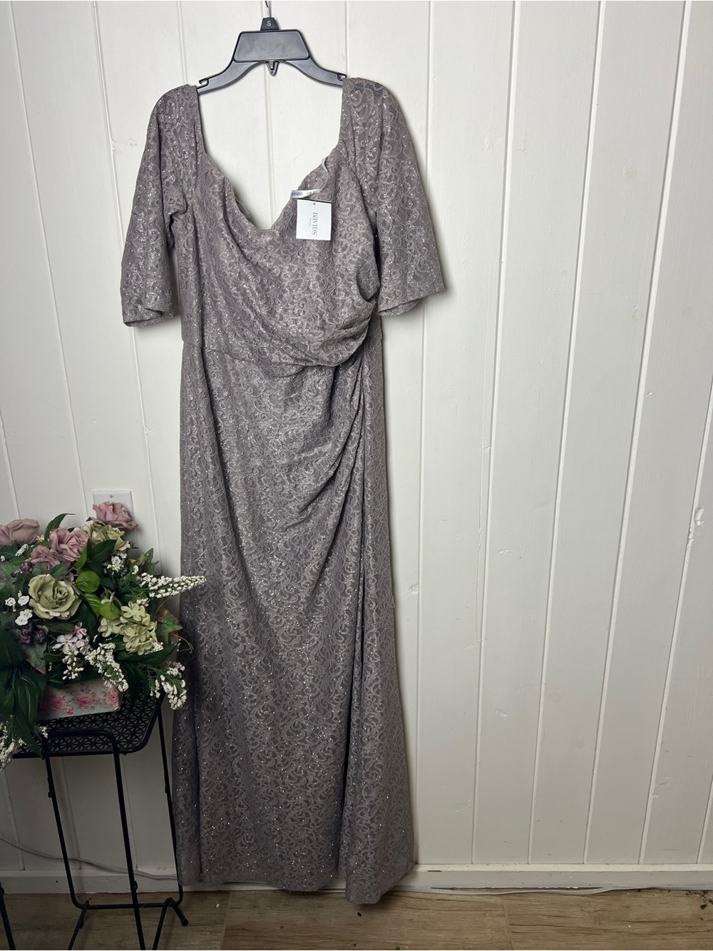 OLEG CASSINI Off-the-Shoulder Three-Quarter Sleeve Lace Sheath NWT - Picture 4 of 16